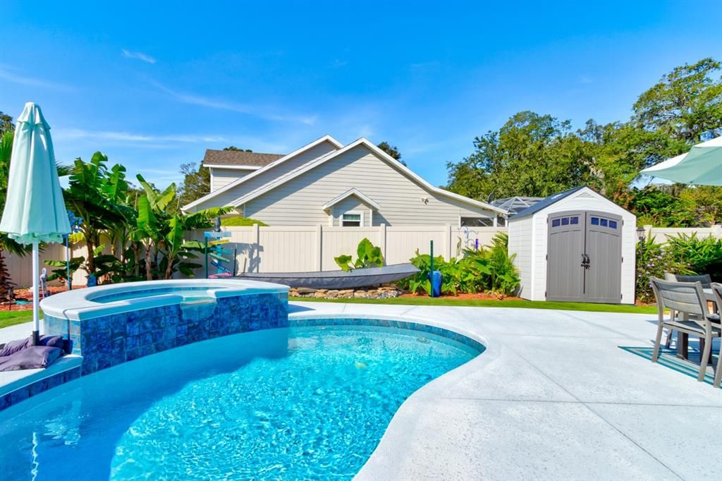 For Sale: $589,000 (3 beds, 3 baths, 2436 Square Feet)