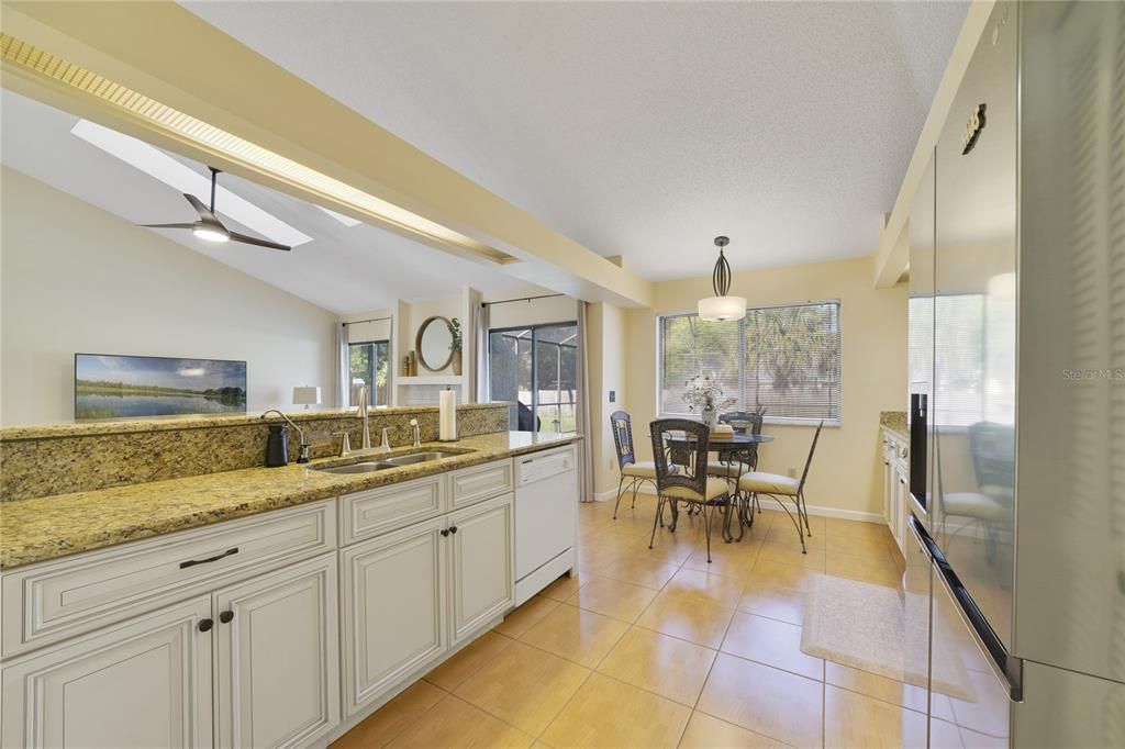 For Sale: $500,000 (4 beds, 2 baths, 2046 Square Feet)