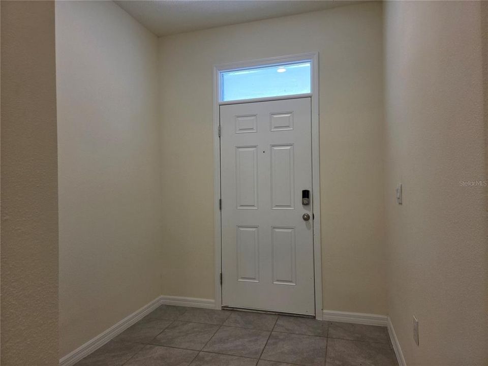 В аренду: $2,395 (3 спален, 2 ванн, 1673 Квадратных фут)