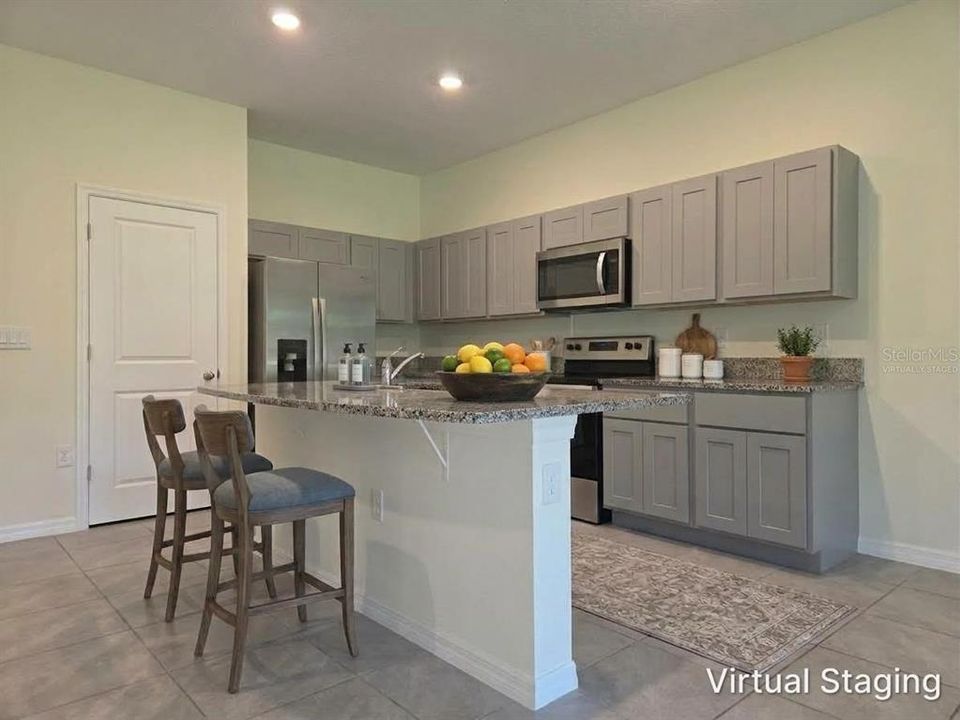 В аренду: $2,395 (3 спален, 2 ванн, 1673 Квадратных фут)