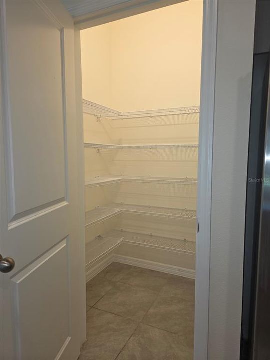 В аренду: $2,395 (3 спален, 2 ванн, 1673 Квадратных фут)