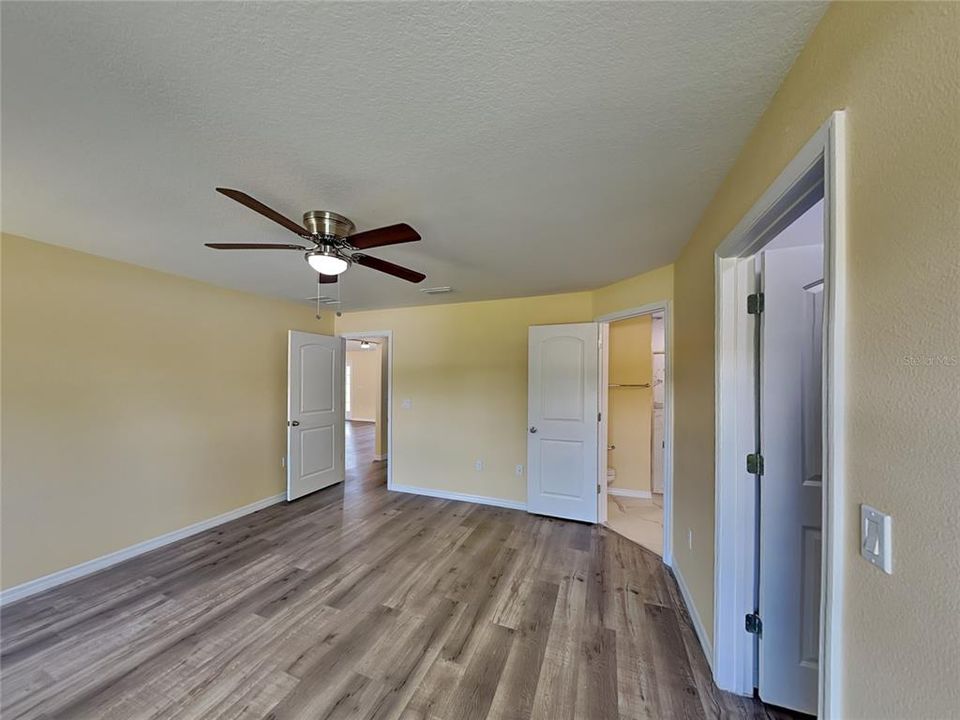 В аренду: $1,699 (3 спален, 2 ванн, 1527 Квадратных фут)