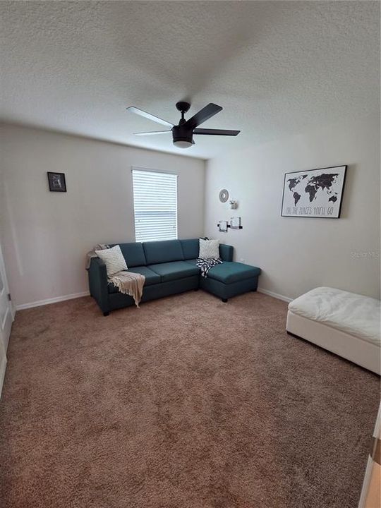 For Sale: $360,000 (5 beds, 3 baths, 2616 Square Feet)