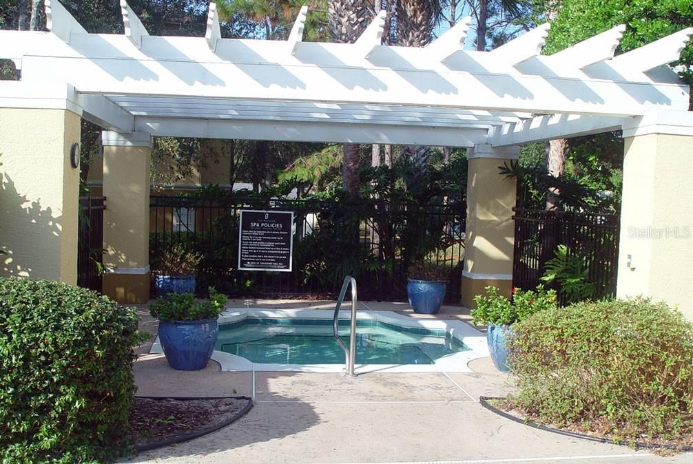 For Rent: $1,450 (2 beds, 1 baths, 933 Square Feet)