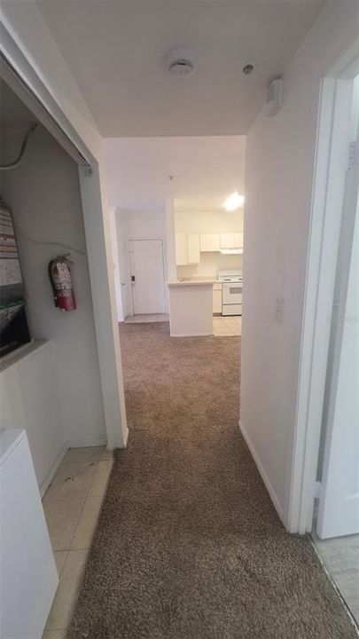 For Rent: $1,450 (2 beds, 1 baths, 933 Square Feet)