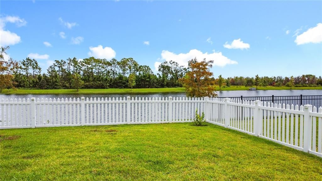 For Rent: $3,200 (4 beds, 2 baths, 2121 Square Feet)