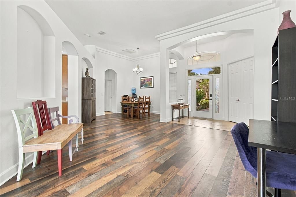 For Sale: $569,900 (4 beds, 4 baths, 3181 Square Feet)