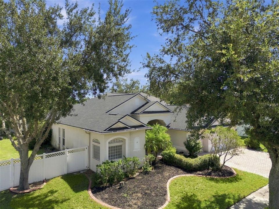 For Sale: $569,900 (4 beds, 4 baths, 3181 Square Feet)