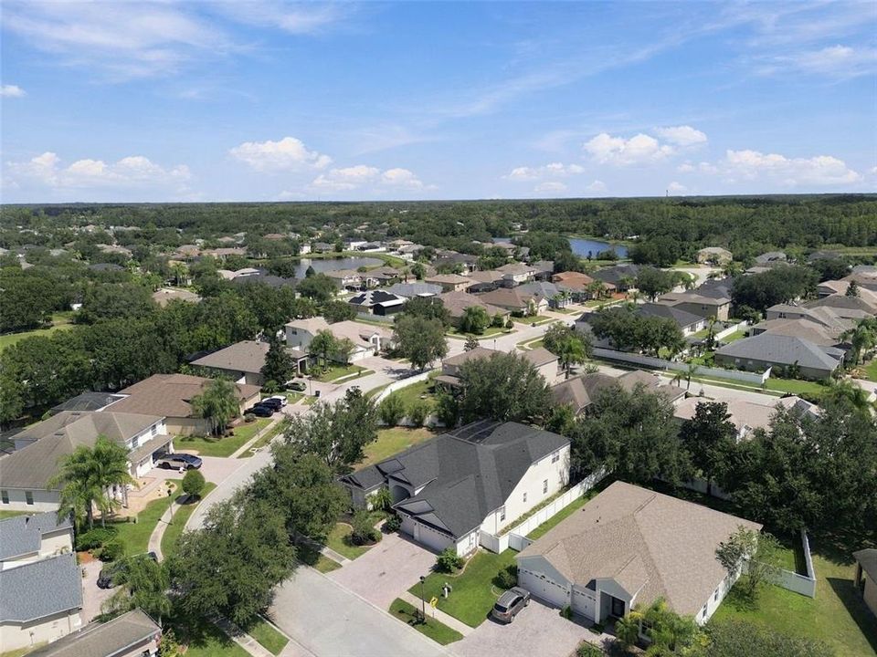 For Sale: $569,900 (4 beds, 4 baths, 3181 Square Feet)