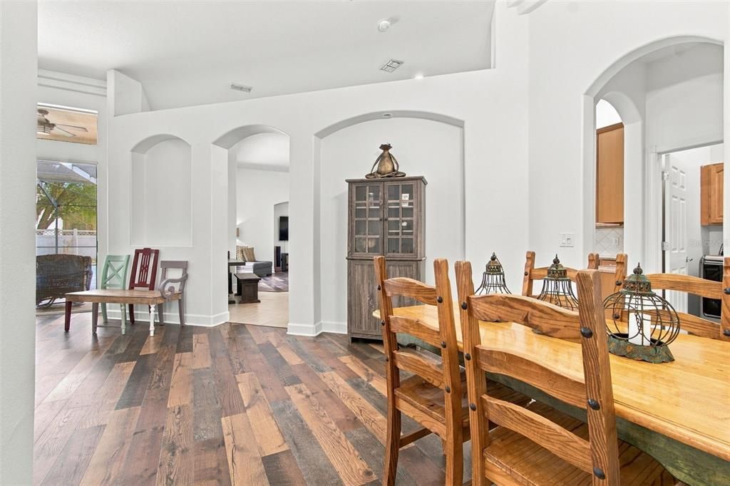 For Sale: $569,900 (4 beds, 4 baths, 3181 Square Feet)