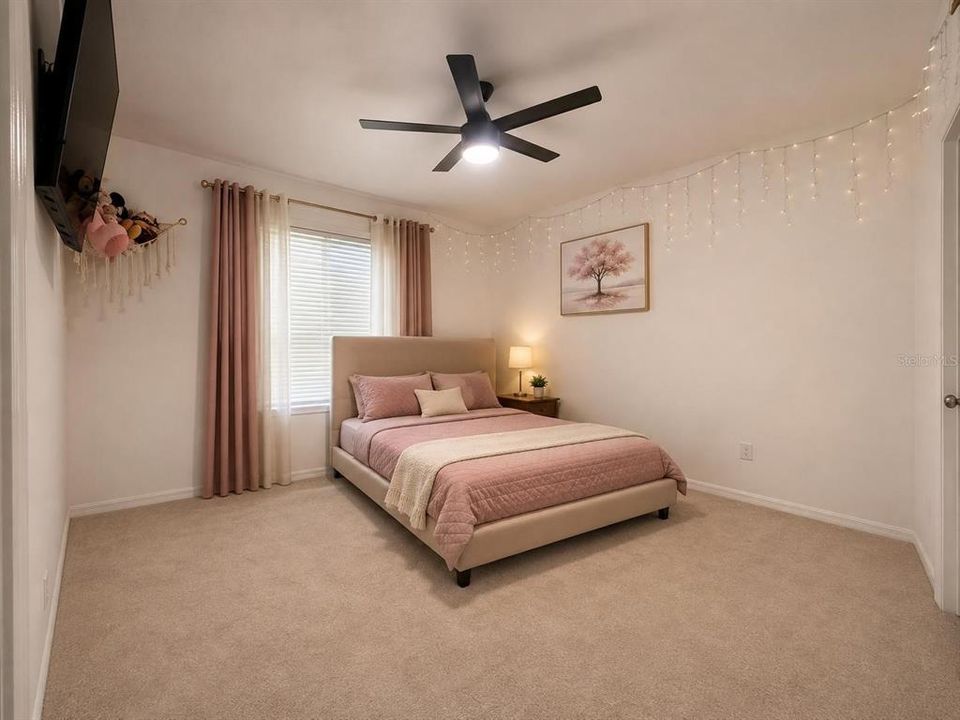 For Rent: $2,100 (3 beds, 2 baths, 1780 Square Feet)
