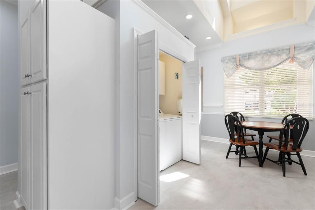 На продажу: $324,900 (3 спален, 2 ванн, 1627 Квадратных фут)