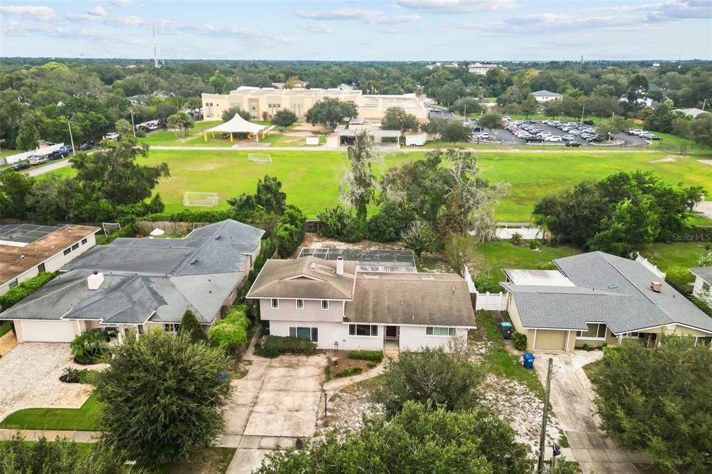 For Sale: $850,000 (4 beds, 3 baths, 2301 Square Feet)