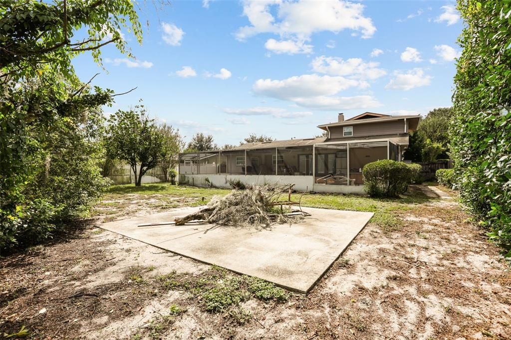 For Sale: $850,000 (4 beds, 3 baths, 2301 Square Feet)