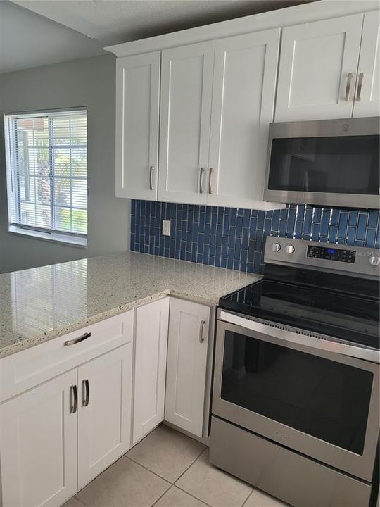 For Rent: $1,600 (1 beds, 1 baths, 804 Square Feet)