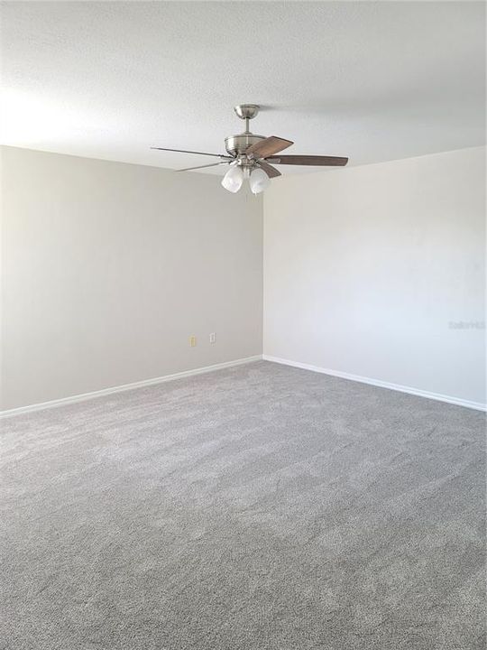 For Rent: $1,600 (1 beds, 1 baths, 804 Square Feet)