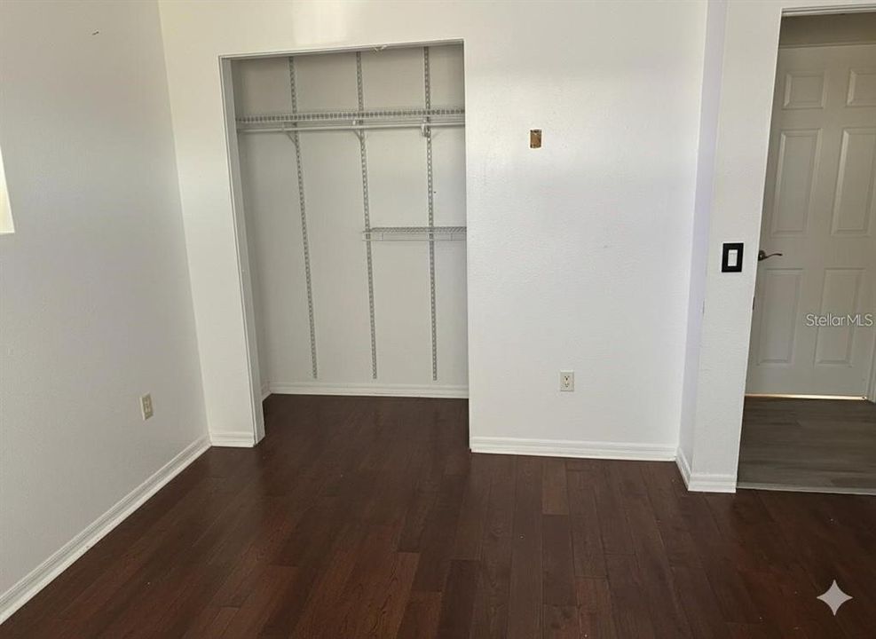 На продажу: $398,000 (4 спален, 2 ванн, 1616 Квадратных фут)