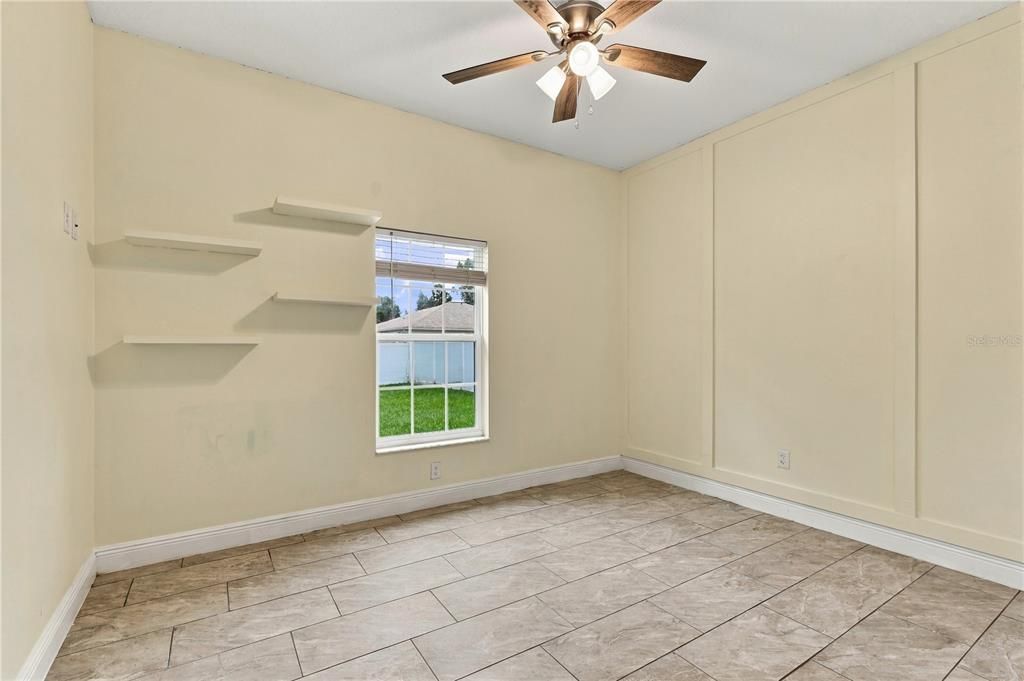 For Sale: $349,900 (4 beds, 2 baths, 1688 Square Feet)