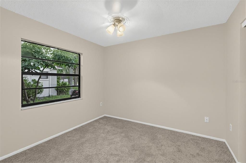 For Sale: $379,900 (3 beds, 2 baths, 1613 Square Feet)