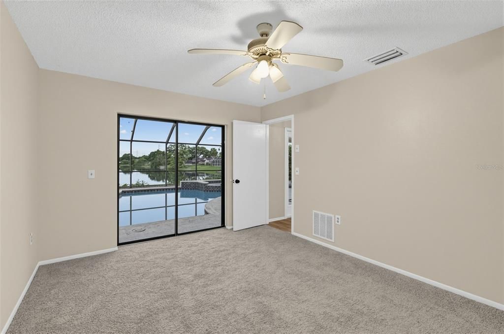 For Sale: $379,900 (3 beds, 2 baths, 1613 Square Feet)