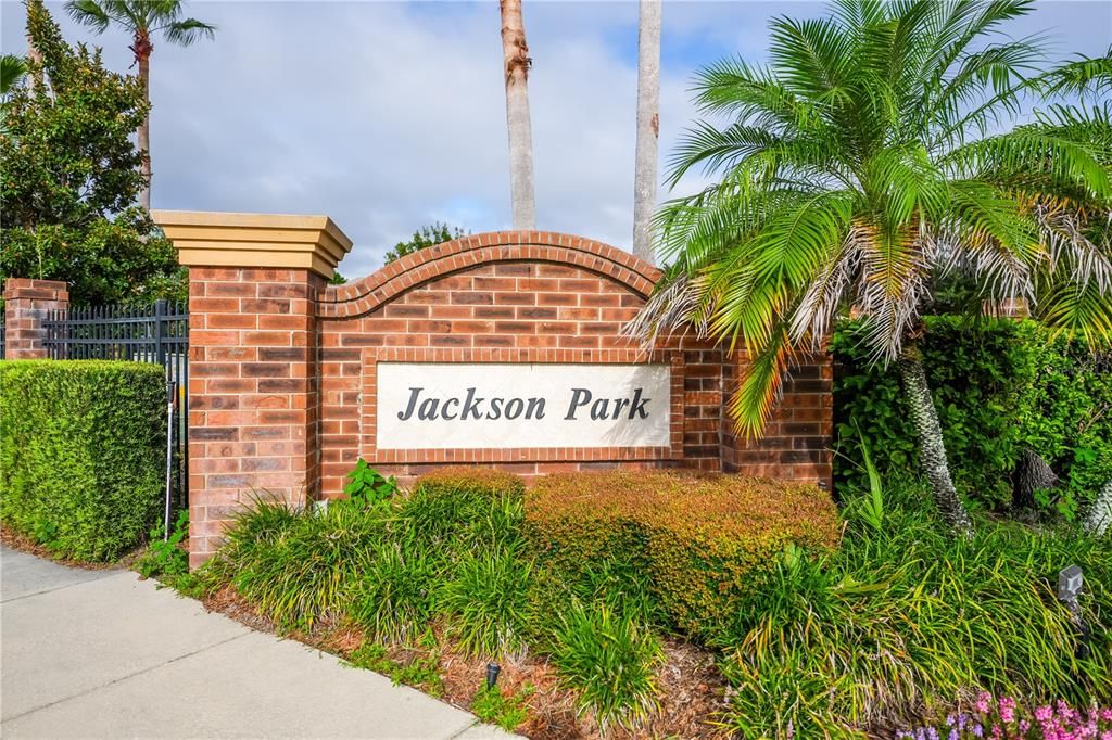 For Sale: $280,000 (2 beds, 2 baths, 1417 Square Feet)