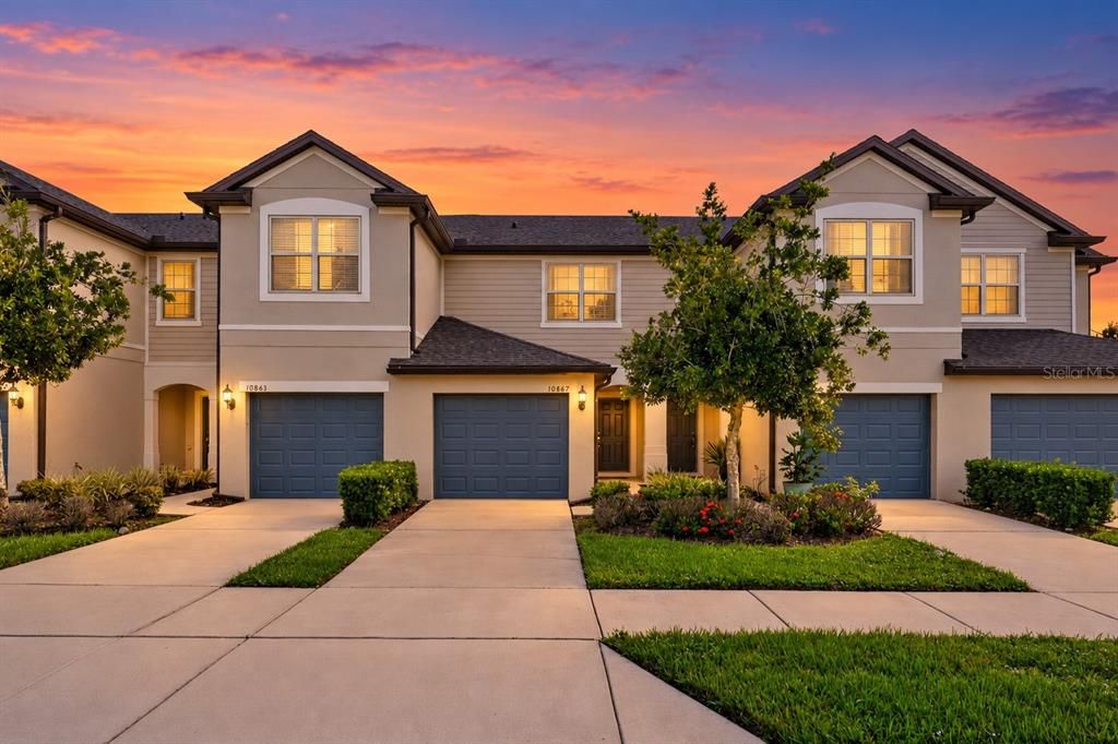 For Sale: $280,000 (2 beds, 2 baths, 1417 Square Feet)