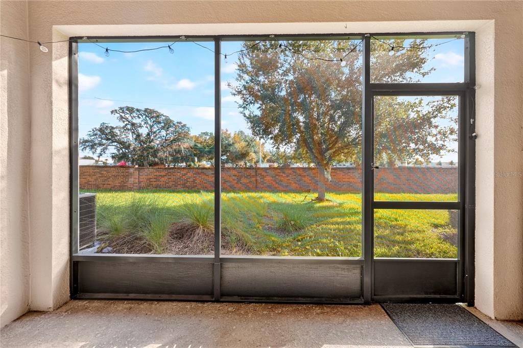 For Sale: $280,000 (2 beds, 2 baths, 1417 Square Feet)