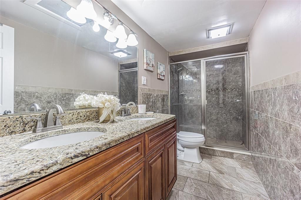 For Sale: $460,000 (4 beds, 2 baths, 2154 Square Feet)