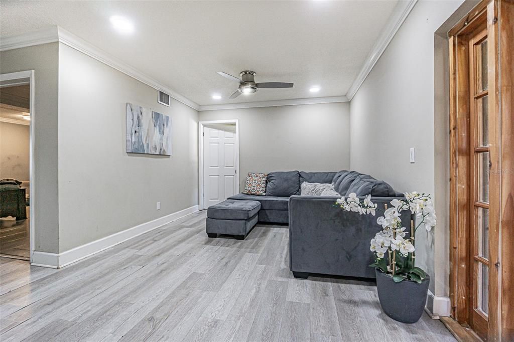For Sale: $460,000 (4 beds, 2 baths, 2154 Square Feet)