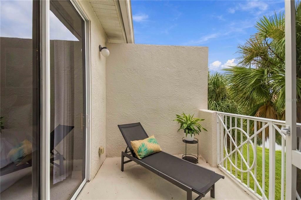 For Sale: $350,000 (3 beds, 2 baths, 1435 Square Feet)