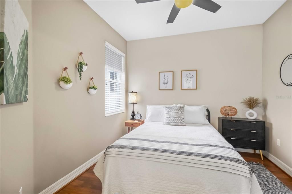 For Sale: $350,000 (3 beds, 2 baths, 1435 Square Feet)
