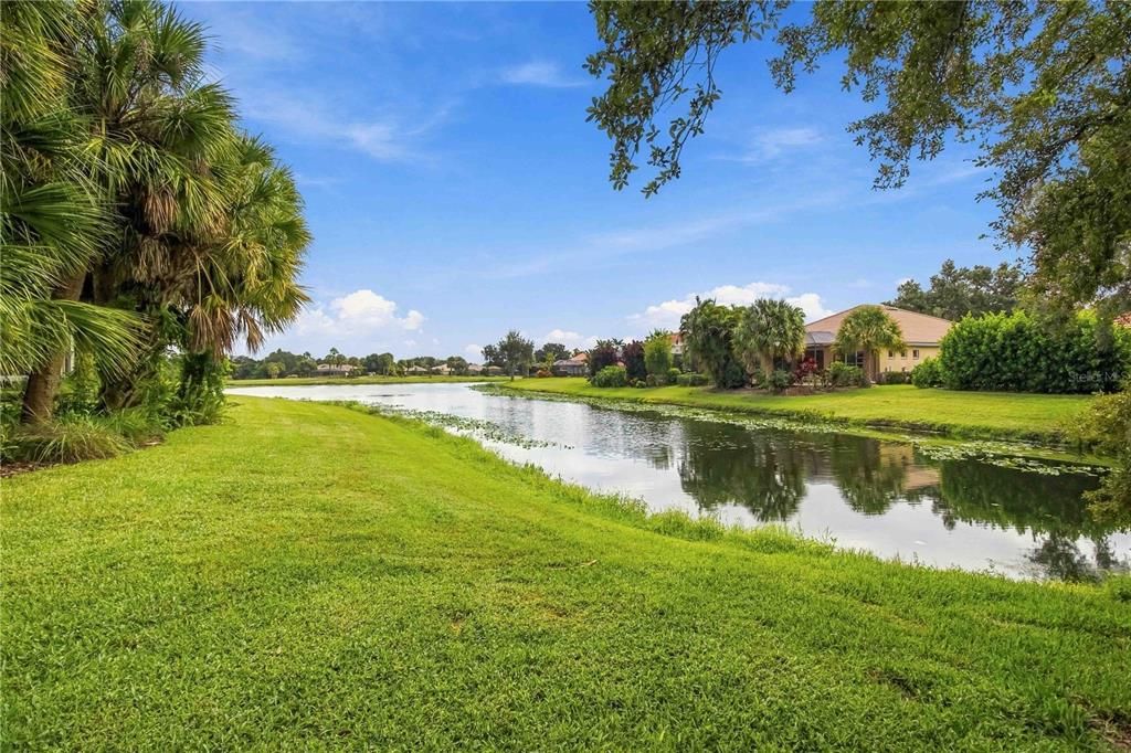 For Sale: $350,000 (3 beds, 2 baths, 1435 Square Feet)
