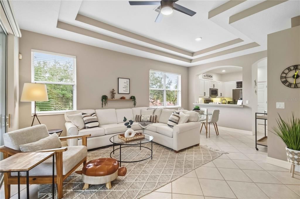 For Sale: $350,000 (3 beds, 2 baths, 1435 Square Feet)