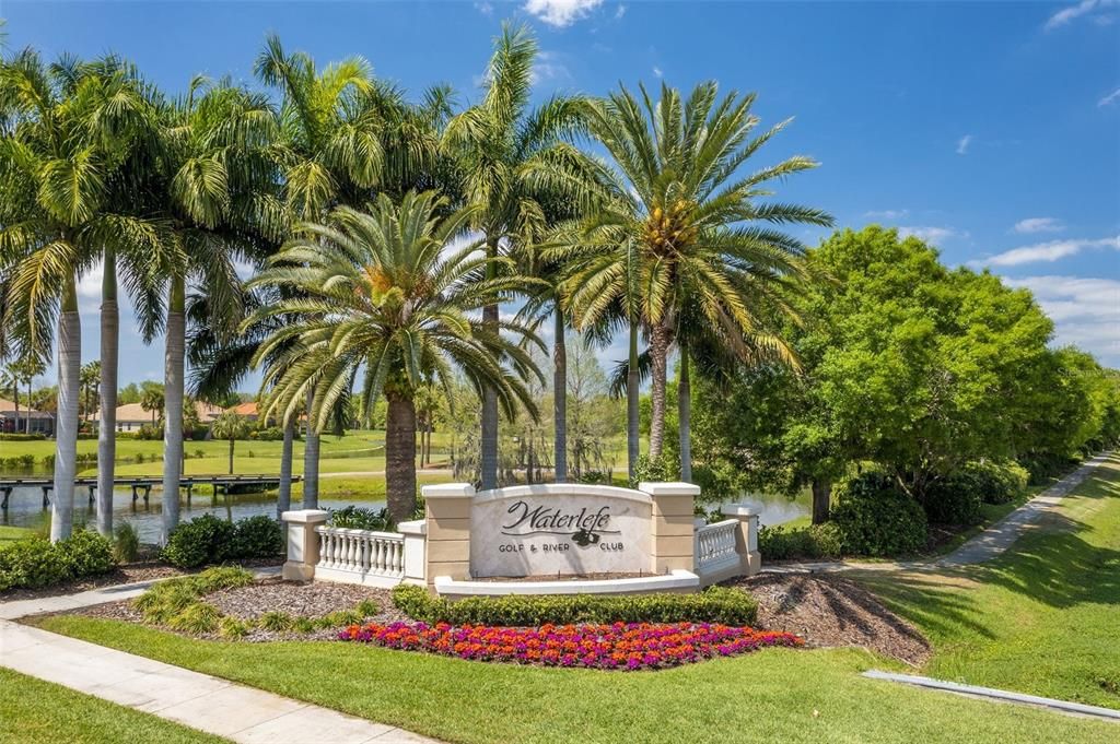 For Sale: $350,000 (3 beds, 2 baths, 1435 Square Feet)