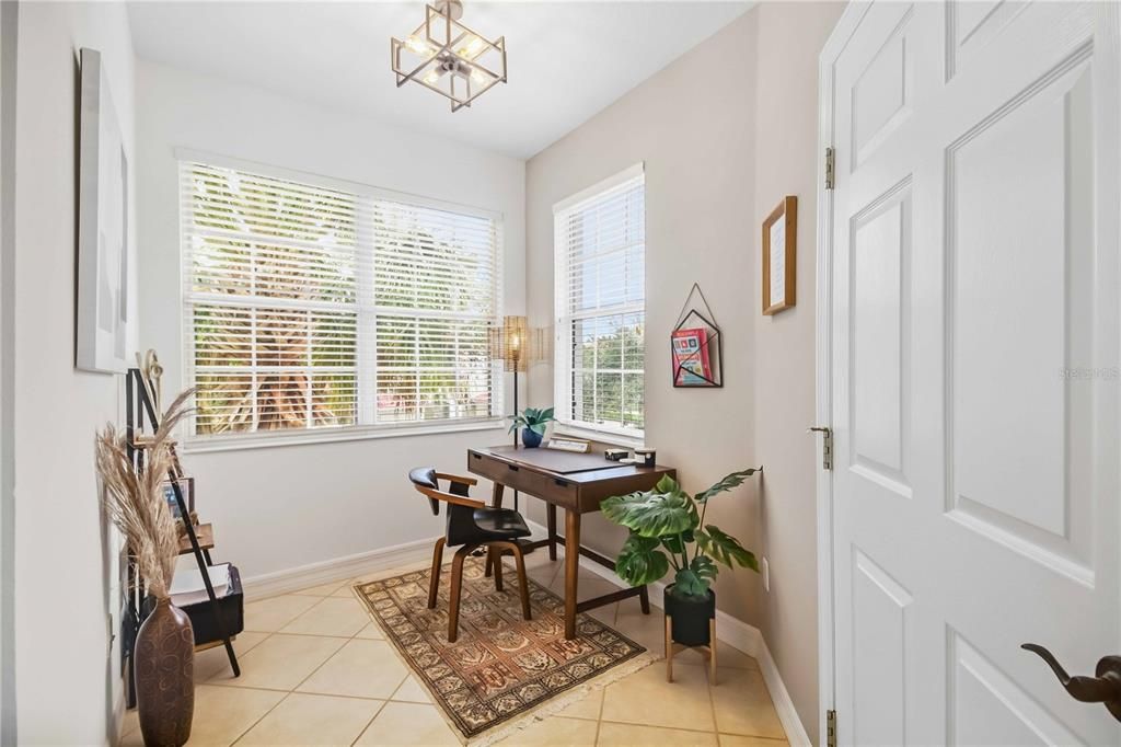 For Sale: $350,000 (3 beds, 2 baths, 1435 Square Feet)
