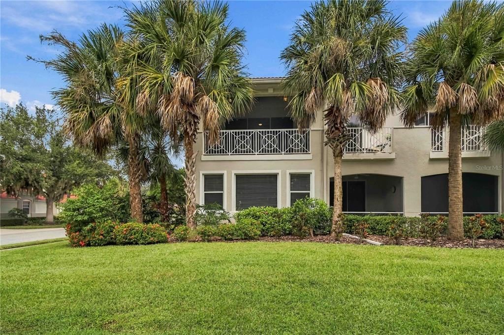 For Sale: $350,000 (3 beds, 2 baths, 1435 Square Feet)
