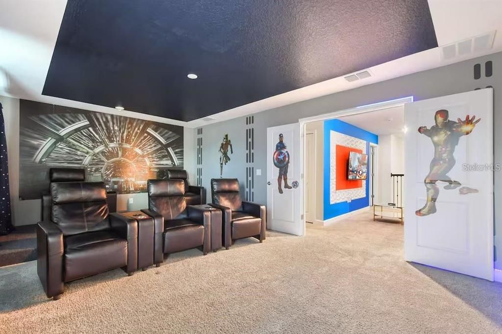 For Sale: $809,000 (8 beds, 5 baths, 4289 Square Feet)
