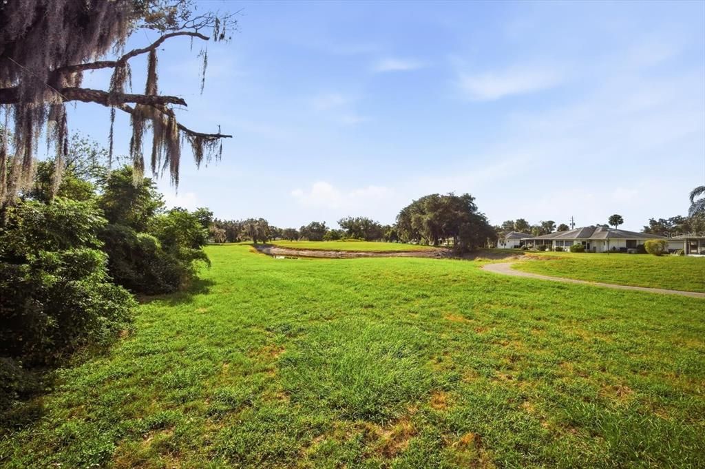 For Rent: $1,700 (2 beds, 2 baths, 960 Square Feet)