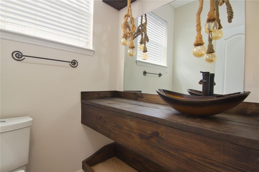 For Rent: $3,250 (3 beds, 2 baths, 2249 Square Feet)