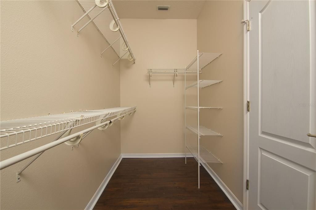 For Rent: $3,250 (3 beds, 2 baths, 2249 Square Feet)