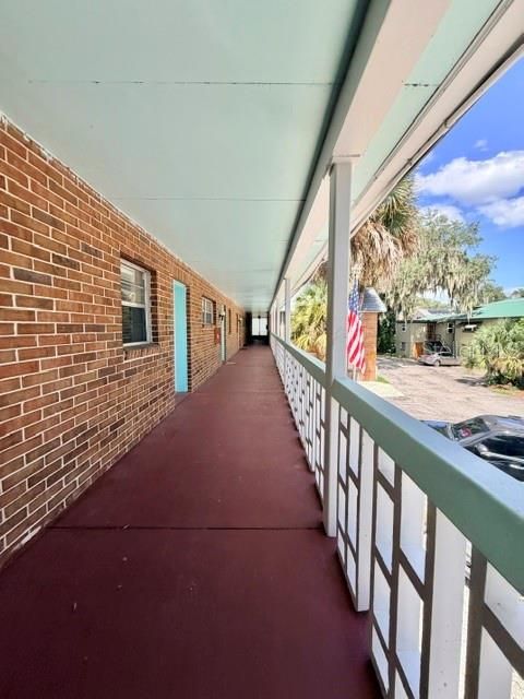 For Rent: $1,350 (1 beds, 1 baths, 1000 Square Feet)