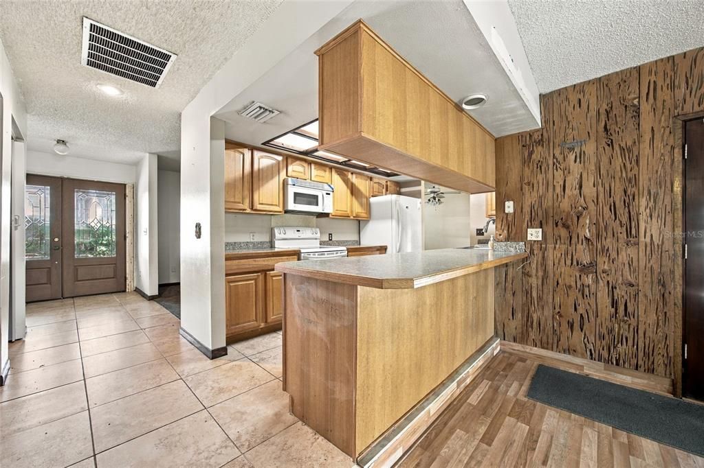 En Venta: $415,000 (3 camas, 2 baños, 1632 Pies cuadrados)