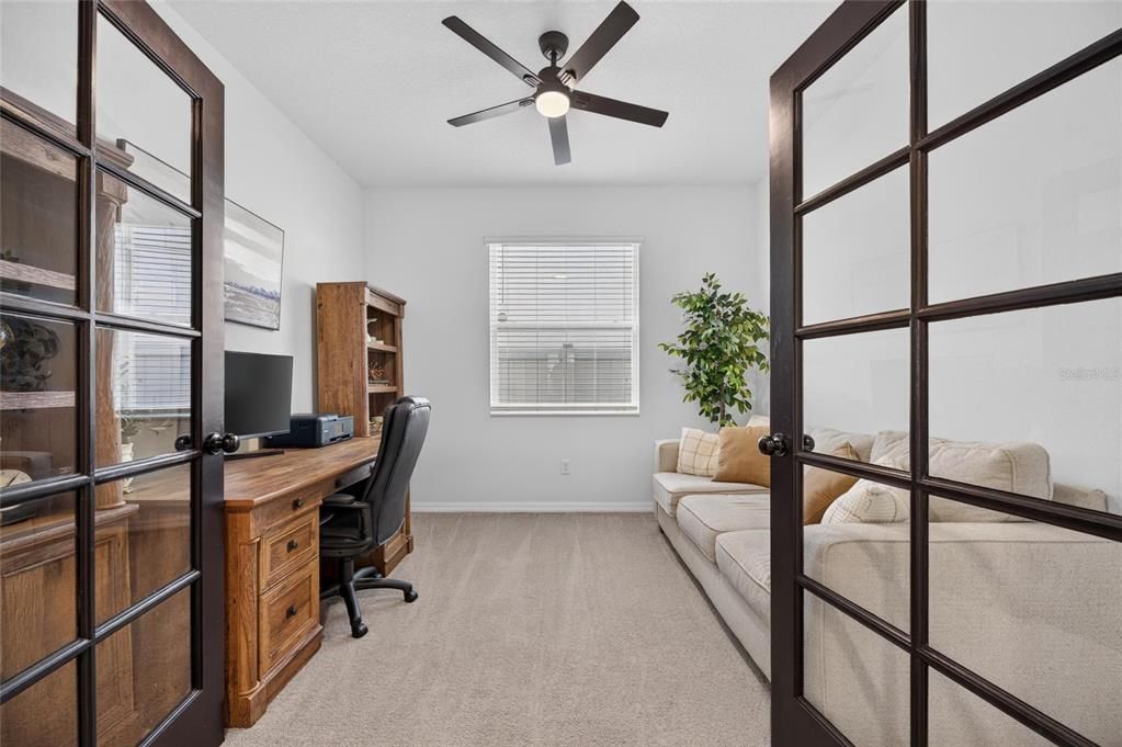For Sale: $375,000 (3 beds, 2 baths, 2207 Square Feet)