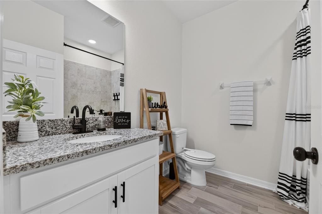 For Sale: $375,000 (3 beds, 2 baths, 2207 Square Feet)