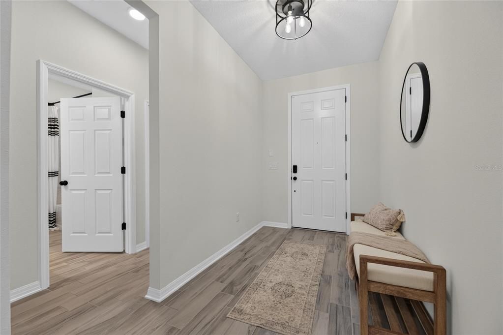For Sale: $375,000 (3 beds, 2 baths, 2207 Square Feet)