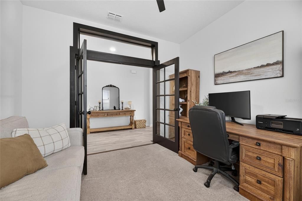 For Sale: $375,000 (3 beds, 2 baths, 2207 Square Feet)