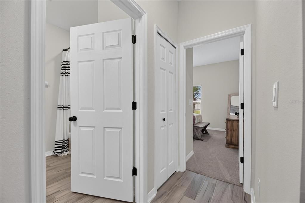 For Sale: $375,000 (3 beds, 2 baths, 2207 Square Feet)