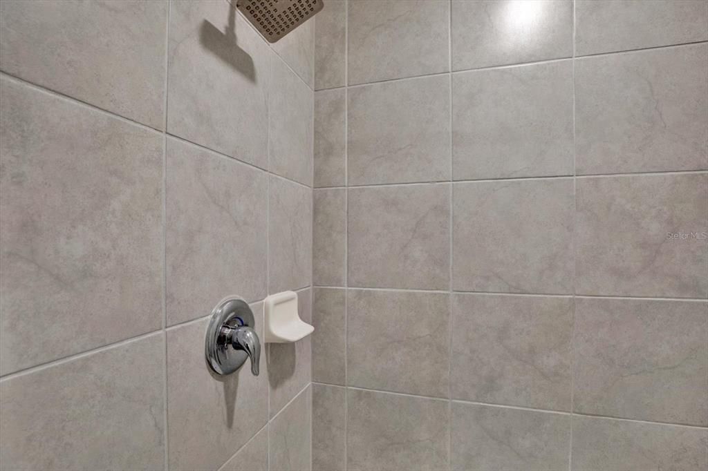En Venta: $289,000 (3 camas, 2 baños, 1666 Pies cuadrados)