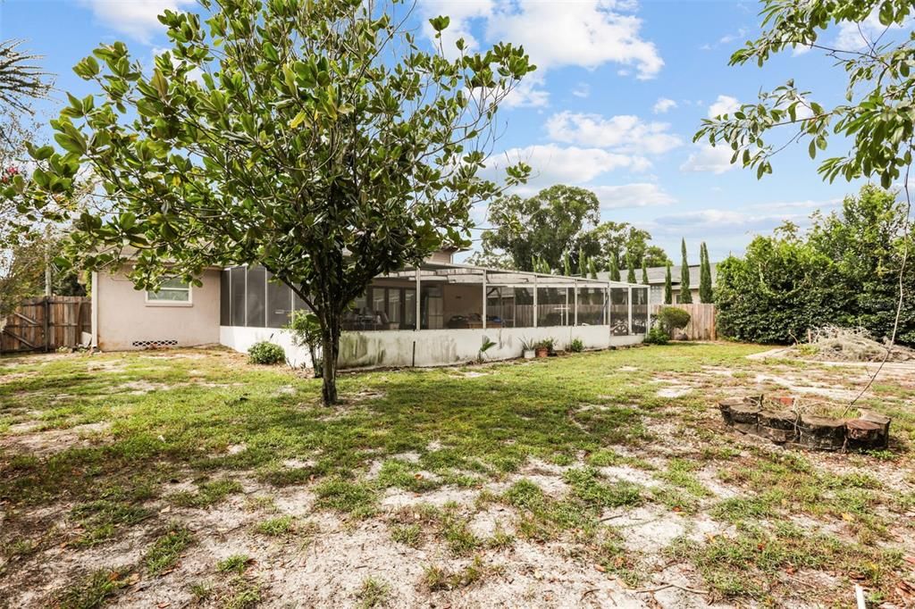 For Sale: $850,000 (0.24 acres)