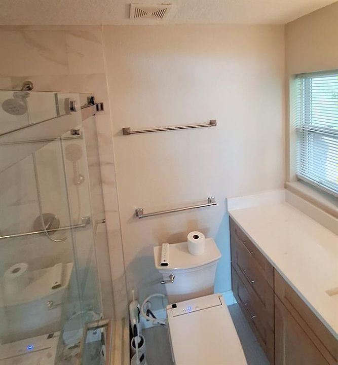 En Venta: $499,000 (4 camas, 2 baños, 1760 Pies cuadrados)
